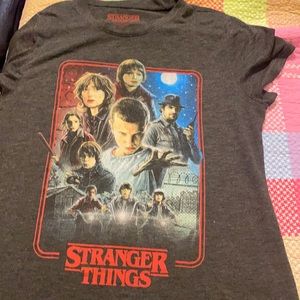 XL STRANGER THINGS TEE